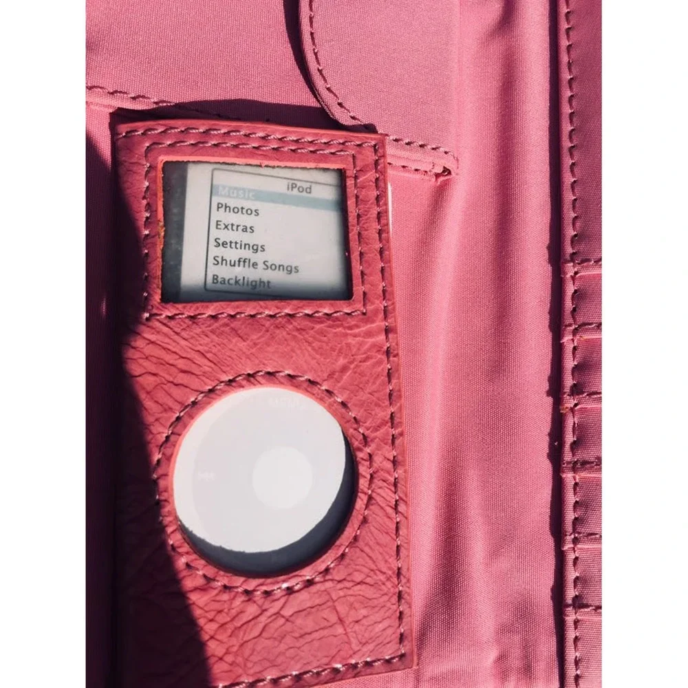 NOS Liz‎ Claiborne Pink Logo Wristlet Wallet